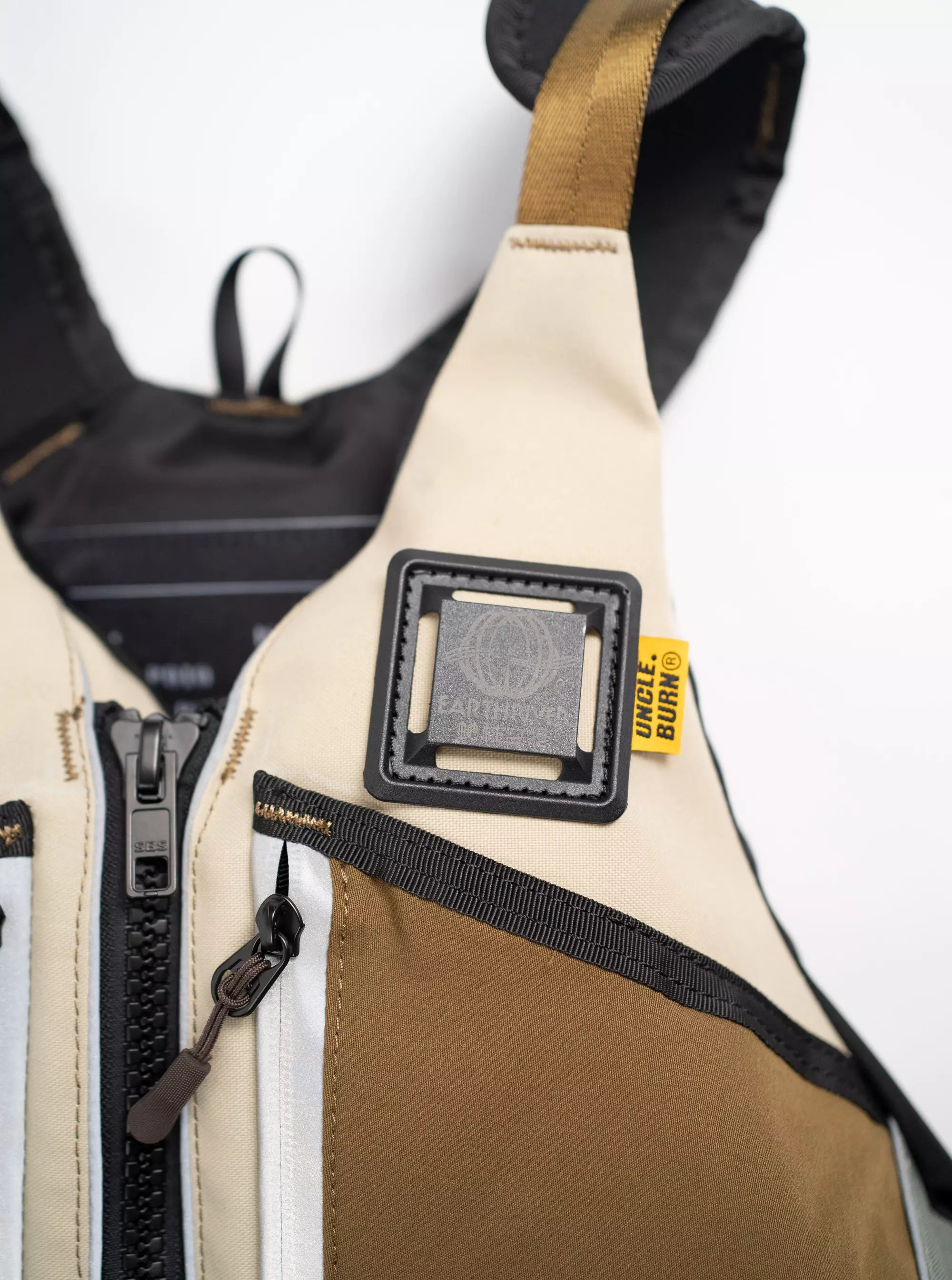 Uncle Lie Space Roaming Series Life Jackets
